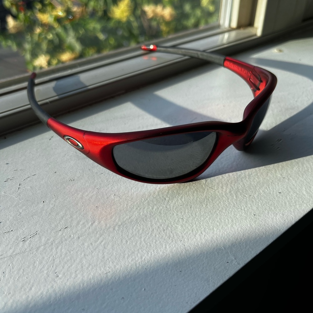 Oakley Vintage Straight Jacket Rare Metallic Red and Black Sunglasses w/ Bag